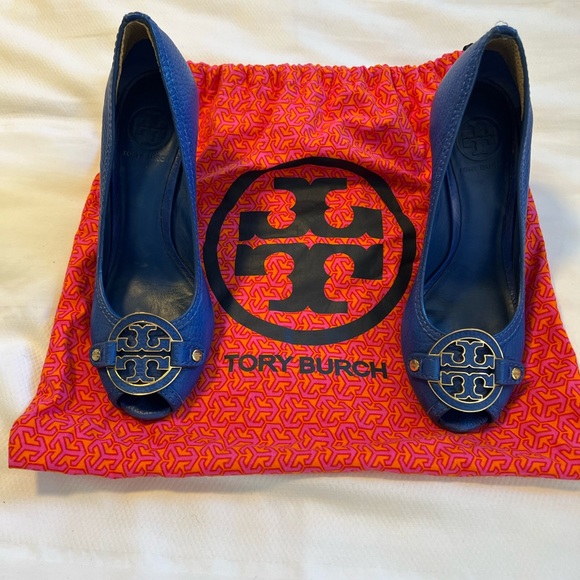 Tory Burch Amanda Wedge Size 7.5 - Picture 6 of 7
